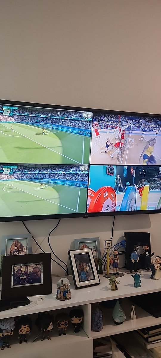 tarcoliveira's tweet photo. Único programa possível pra esse sábado https://t.co/rPOz8Fu7qj
