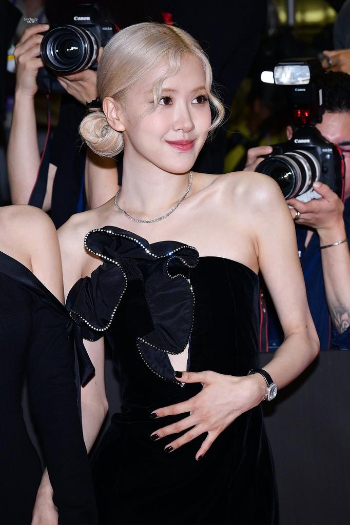 Top Female Rapper Rose HypeAuditor ranks #ROSÉ as the 9th top music influencer on Instagram in ...