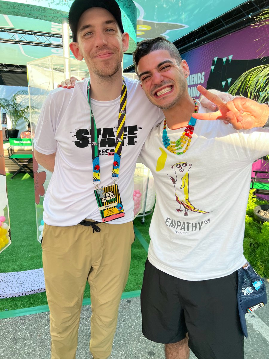 Jesse Krolliossis 🕺🏻Dancing Philosopher (@jessedancex) on Twitter photo When <a href="/jeremyknowsVF/">Jeremy Knows | VeeFriends</a> AND Jeremy Knows….Jesse! Your welcoming energy coming up to say hello was a big bright <a href="/veecon/">VeeCon</a> Day 1 moment 💚❣️<a href="/veefriends/">VeeFriends</a> 
#BestVibesEver When <a href="/jeremyknowsVF/">Jeremy Knows | VeeFriends</a> AND Jeremy Knows….Jesse! Your welcoming energy coming up to say hello was a big bright <a href="/veecon/">VeeCon</a> Day 1 moment 💚❣️<a href="/veefriends/">VeeFriends</a> 
#BestVibesEver