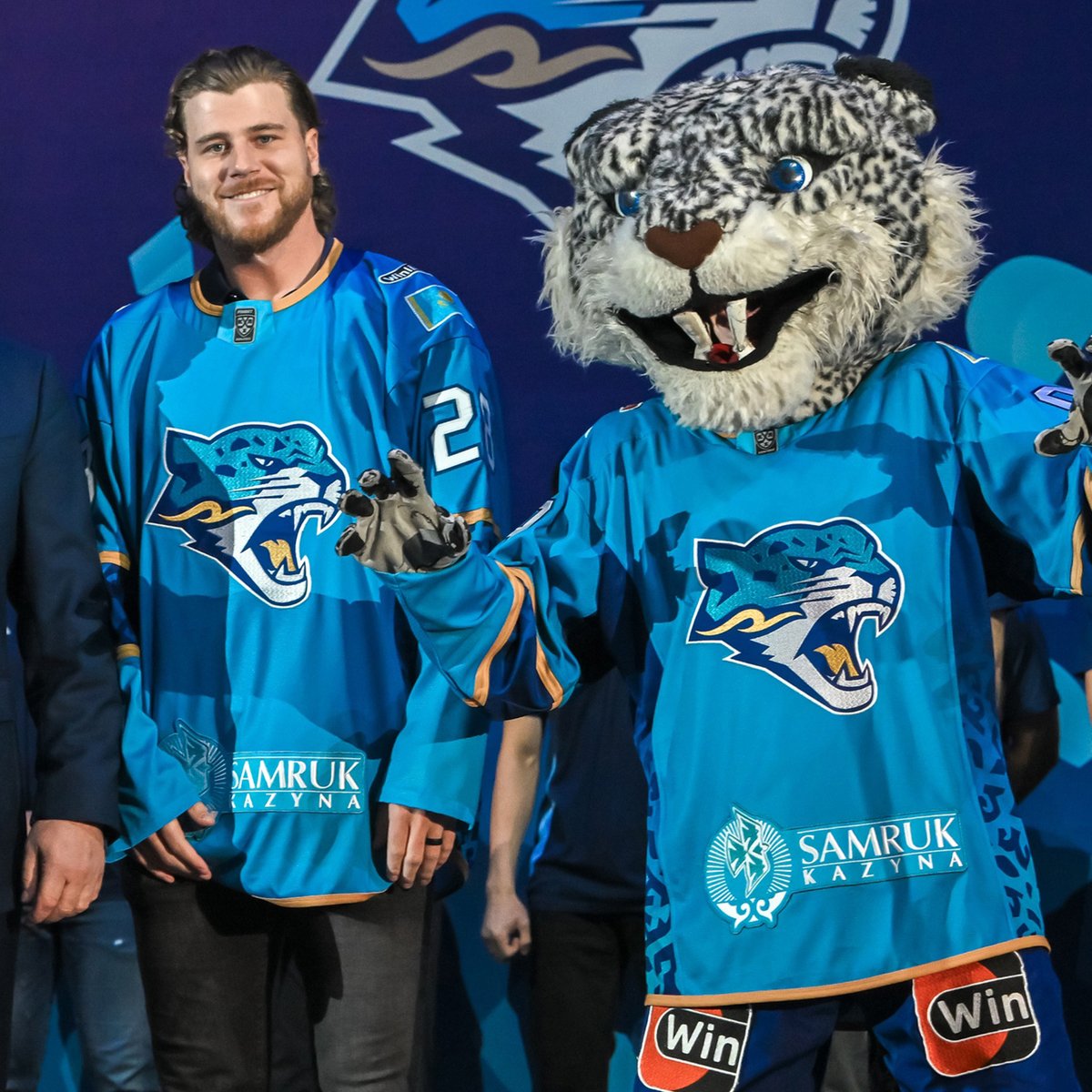 KHL tweet media