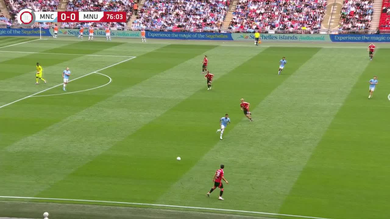 GARNACHO GIVES MAN UNITED THE LEAD! WHAT A FINISH 👏