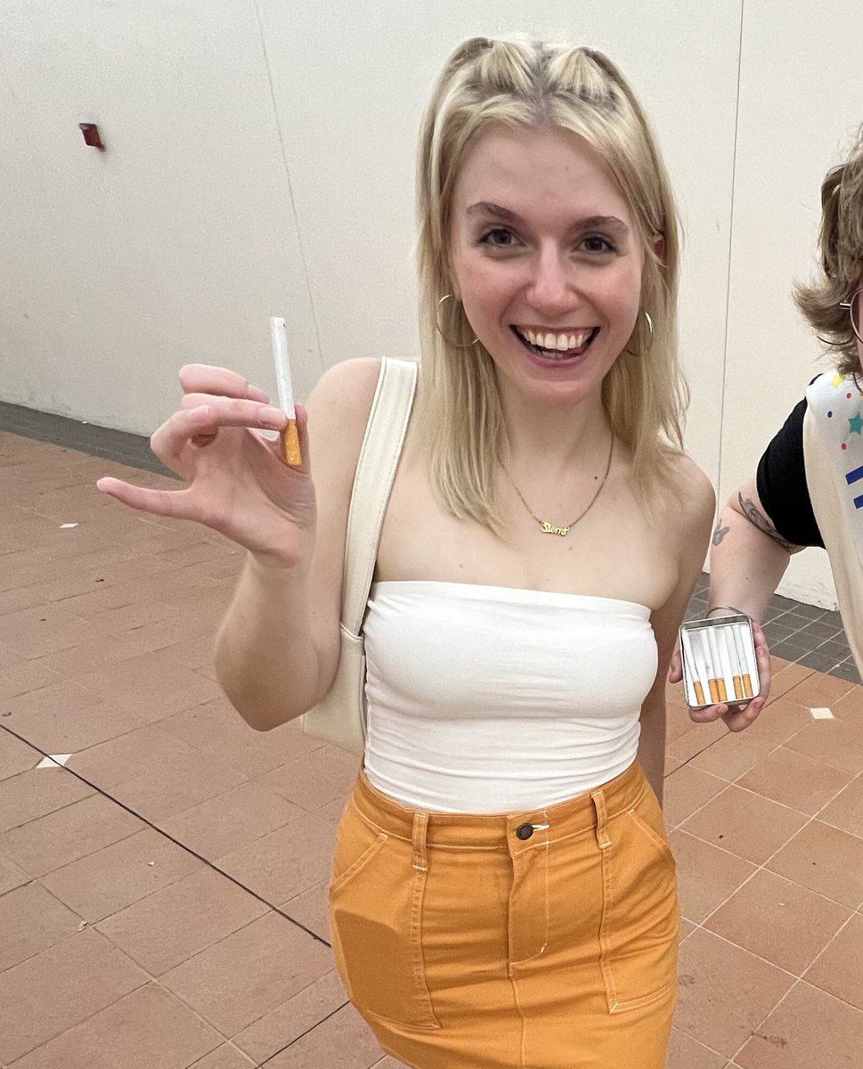 sierralayko's tweet photo. why didn’t anyone warn me before leaving the house that i looked like a cigarette https://t.co/SaQONLGoA9