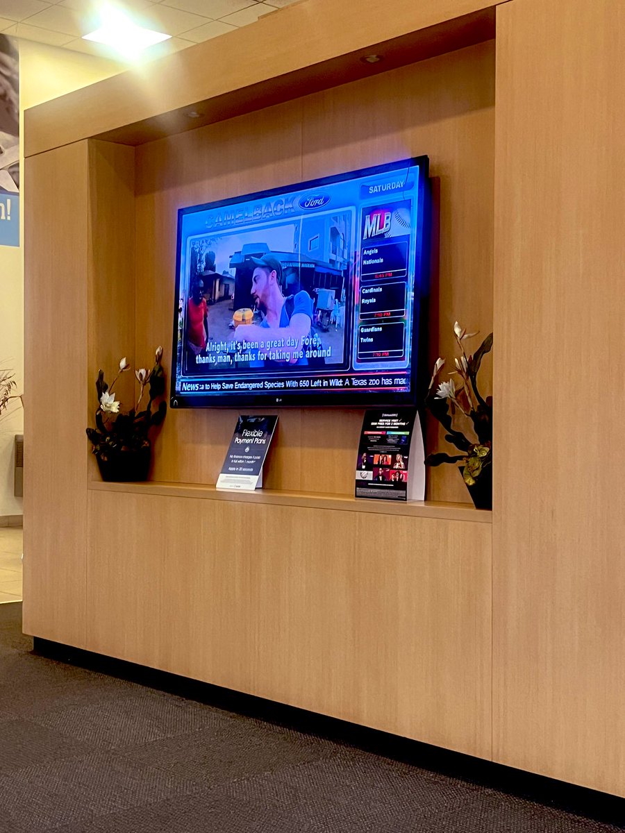 Ralphie_plays's tweet photo. @Drewbinsky - sitting at the camelback ford dealership and look what they have playing. https://t.co/0iVyw1YvFU