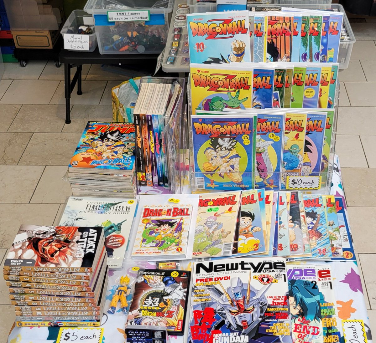 Gameboy415's tweet image. Come visit my booth at COLLECTICON at Hawthorn Mall! Open TODAY from 11AM-5PM.
Stephanie Nadolny (voice of Kid Goku &amp;amp; Gohan from Dragon Ball) is here - grab a comic and get it signed!