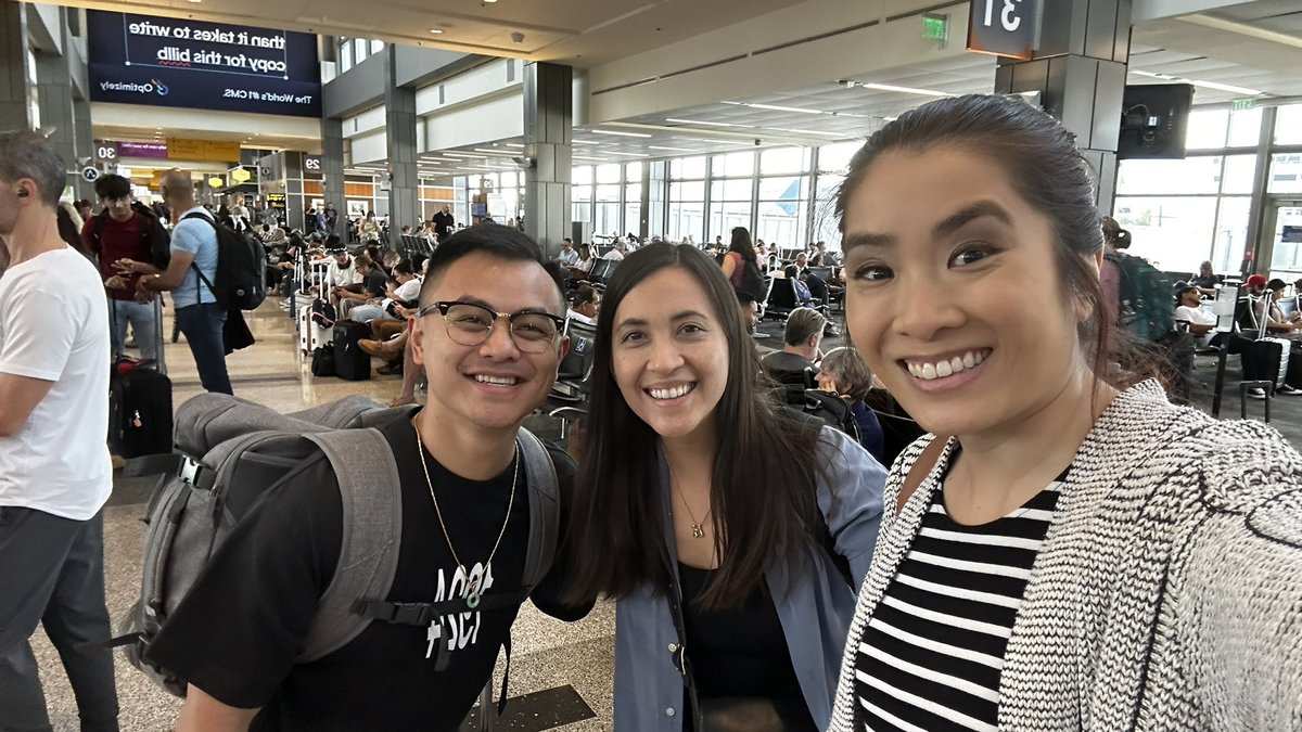 The best way to start my Saturday! An Austin, TX airport breakfast with my Minnesota friends <a href="/HeidiWigdahl/">Heidi Wigdahl</a> <a href="/PauleenLe/">Pauleen Le</a> as we all head home from the AAJA convention. Twin Cities… y’all are so lucky to have these two!