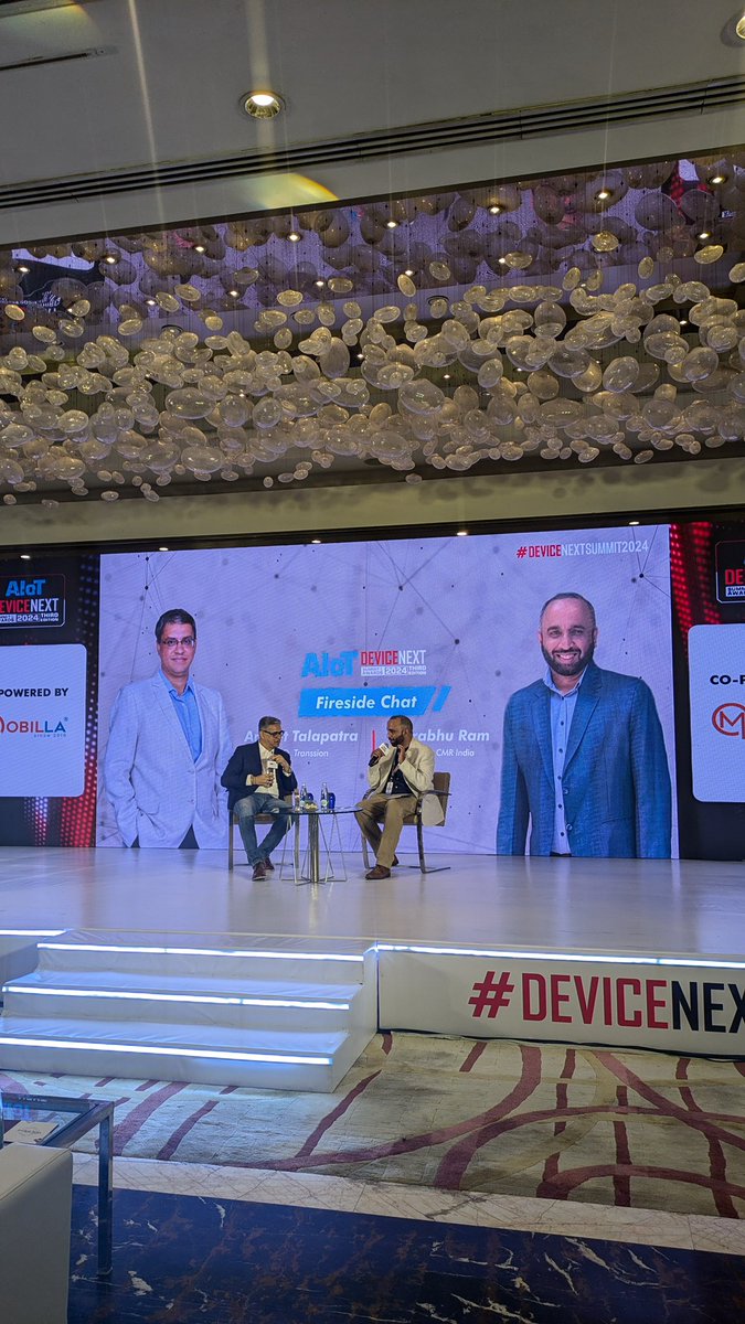 prabhu_ram's tweet image. Always a pleasure speaking with my friend, @ArijeetT, CEO of Transsion,  this time at a fireside chat at @DeviceNXT AIoT Event 2024. 

As per @CMRINDIA, Transsion today is one of the top six smartphone brands in India.

#AnalystLife #DeviceNext