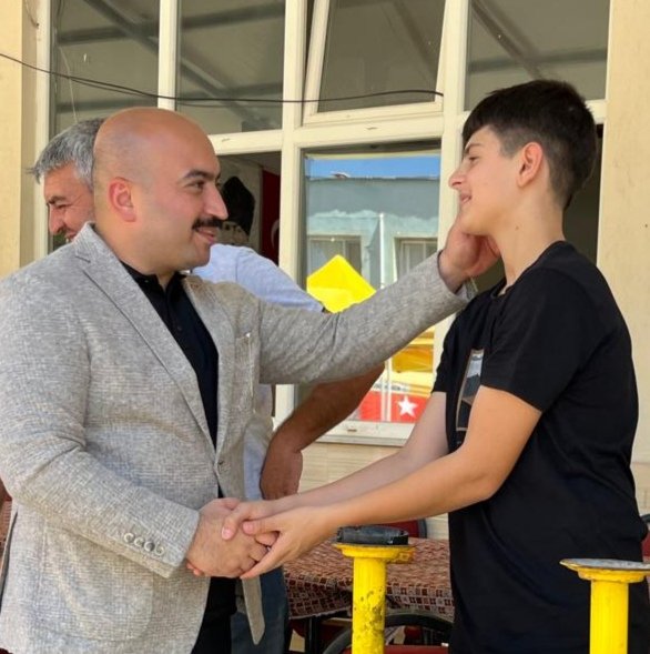 Değerli hemşehrilerimizi dinledim. Hoşsohbetleri  için çok teşekkür ediyorum. 

#Kınık