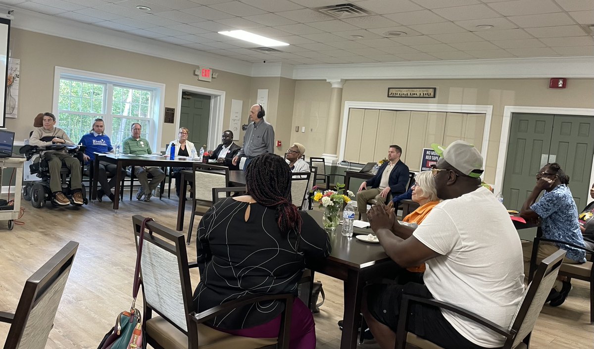 SitWithJimmy's tweet image. I had the honor of speaking at the candidate forum on criminal justice reform hosted by @WisdomWisconsin  and @expowisconsin!

We must move away from mass incarceration and towards a rehabilitative justice model.