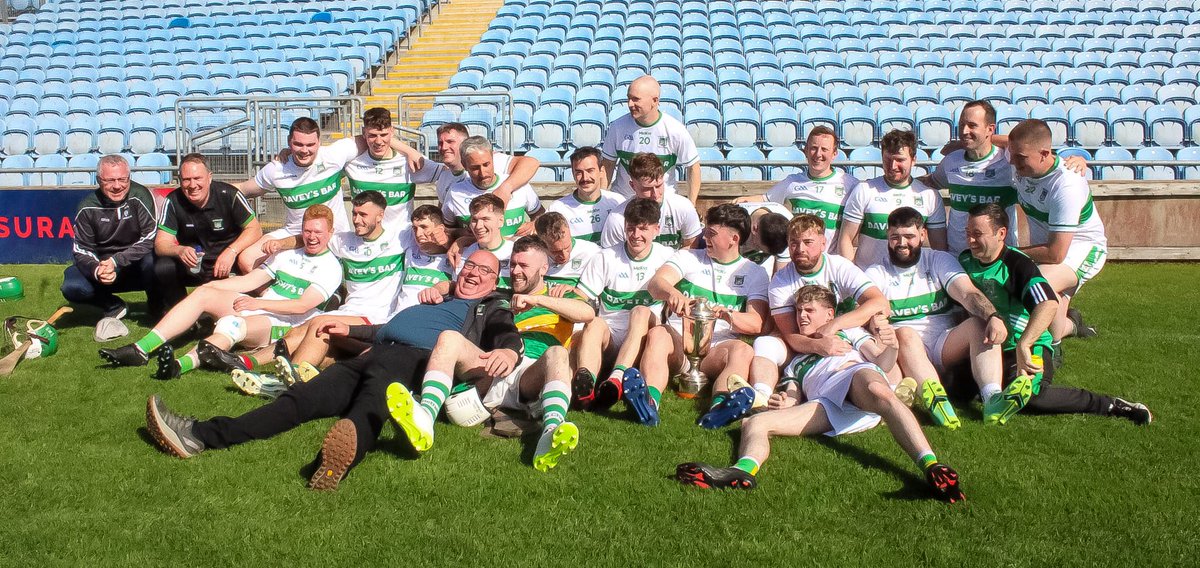 MayoGAA's tweet photo. Congratulations to Caiseal Gaels Hurling Club on winning the Connacht Gold Junior B championship cup today in Hastings Insurance Machale Park.

Caiseal Gaels captain Luke Connor receiving the Tom Earley memorial cup from Joe Earley. https://t.co/tFE8vELVFC