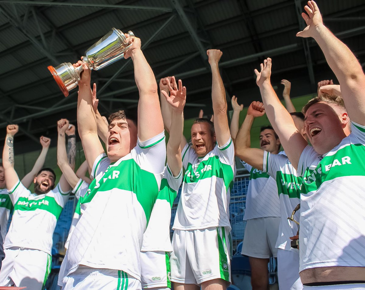 MayoGAA's tweet photo. Congratulations to Caiseal Gaels Hurling Club on winning the Connacht Gold Junior B championship cup today in Hastings Insurance Machale Park.

Caiseal Gaels captain Luke Connor receiving the Tom Earley memorial cup from Joe Earley. https://t.co/tFE8vELVFC