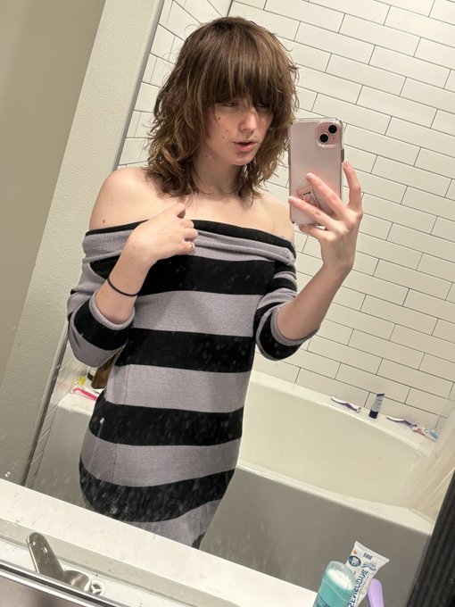 Watch Puppy Bella 💕NSFW 💞 (top 7%)'s leaked NSFW photo on TwXstars