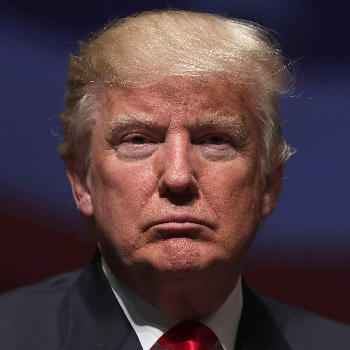 Trump: "Tanrı sadece 2 cinsiyet yarattı. 

Erkek ve kadın."