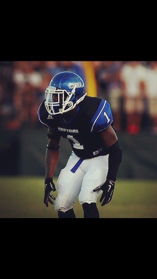 Blessed to receive my first offer from CNU <a href="/coachpcrowley/">Paul Crowley</a> <a href="/CoachThourogood/">Coach Thourogood</a> <a href="/coachcscott/">Coach Scott</a> <a href="/QuanDBtalk/">Coach Quan</a> <a href="/CoachMan_OSH/">Romon Copeland Sr.</a> <a href="/OscarSmithFB/">Oscar Smith Football</a>