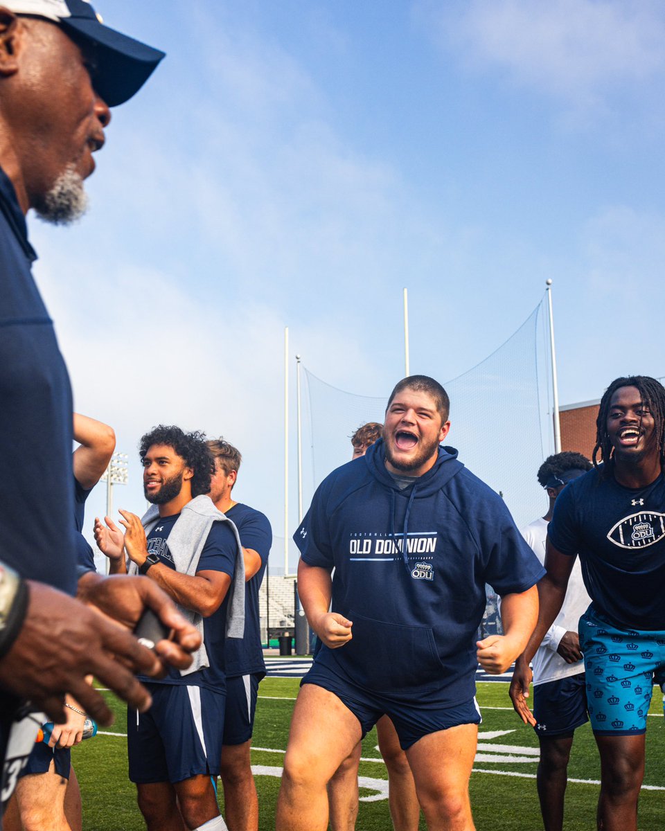 ODU Football (@odufootball) on Twitter photo Great energy at <a href="/JandARacing/">J&A Racing</a>’s Annual Big Blue 5K‼️🏃♂️
#ReignOn | #RFG Great energy at <a href="/JandARacing/">J&A Racing</a>’s Annual Big Blue 5K‼️🏃♂️
#ReignOn | #RFG