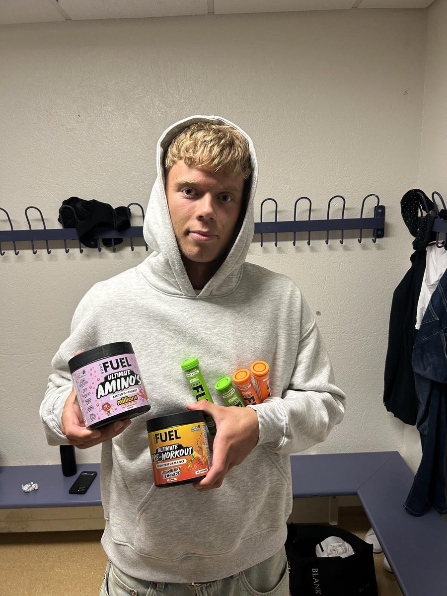 EllidiFC's tweet image. Frábær og mikilvægur sigur gegn Vængjunum í dag! 

Gummi goon setti eina slummu sem kláraði þennan 1-0 sigur 🫡 Hann er ⚡️BODY FUEL⚡️ maður leiksins

#ÓóóElliði