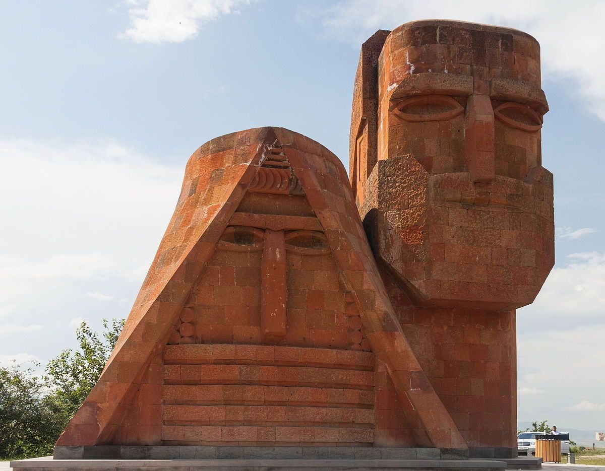 CultureAz_'s tweet photo. 🇦🇿📍"We Are the Mountains" sculpture was built in 1967 in Khankendi city of Azerbaijan .

Monument is a sign of Azerbaijan's multicultural and ethno-religious tolerance alongside many other examples. https://t.co/HDO1SLtvKF