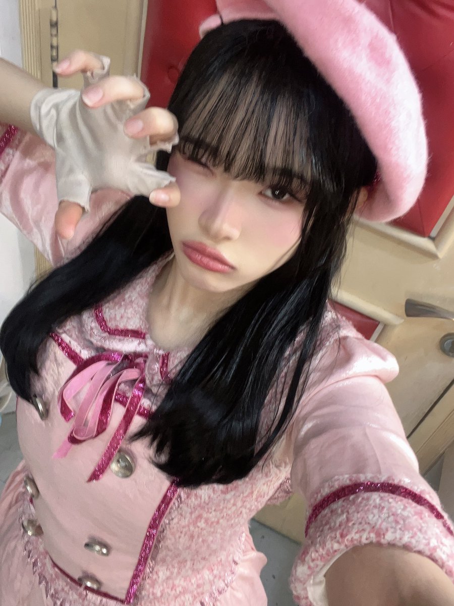 SE_LynJKT48's tweet photo. kamu memang menyebalkannn ~ https://t.co/aZsHUC1pNS