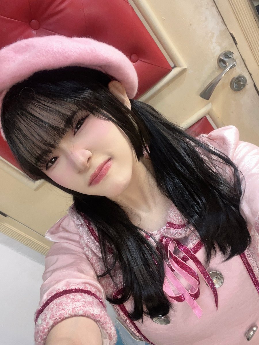 SE_LynJKT48's tweet photo. kamu memang menyebalkannn ~ https://t.co/aZsHUC1pNS