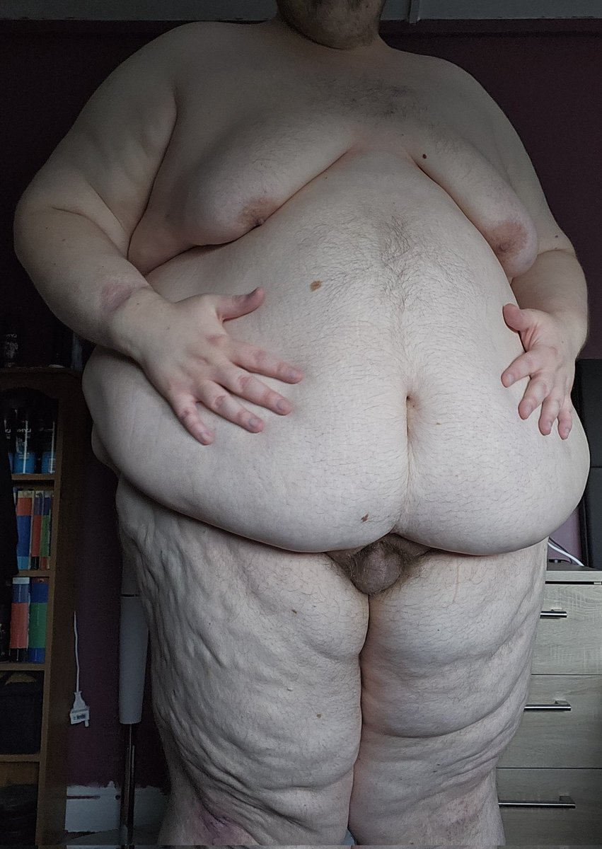 It's time for another generic pic Saturday. #gaychub #gaysuperchub