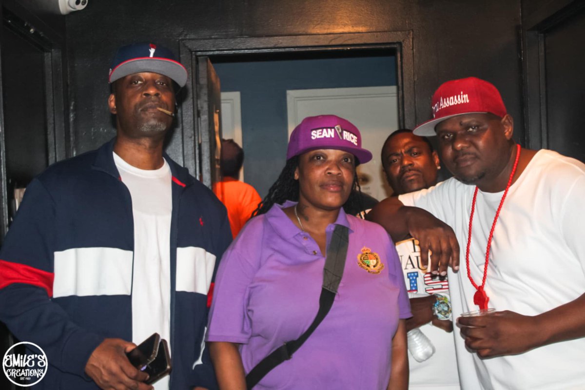 rhymeassasin's tweet image. As we celebrated the life and music of Sean Price on the 9th anniversary of his passing, was an honour to get to meet his wife Bernadette and Terror Van Poo. Felt like home with Hiphop's NY inner circle.

 #sob #RhymeAssassin #SeanLivesOn #RunEmUp #BernadettePRice #unclerhymez