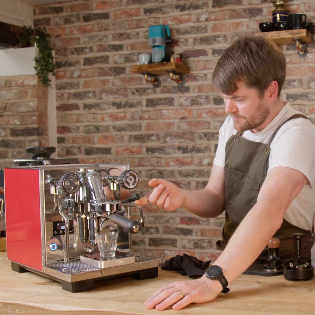 ukcoffeeblog's tweet image. What is your opinion on the Eureka Constanza? 😁☕️

#espressomachine #coffeemachine #coffeetime #homebarista #baristalife