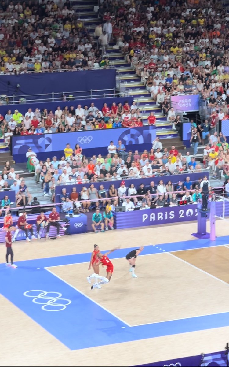 Vargas’i izlemek sahane, ancak bugun sete Derya ile tutunuyoruz. Hadi kizlar! #Paris2024