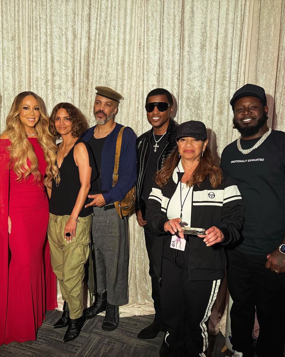 There will never be another <a href="/MariahCarey/">Mariah Carey</a> … You are truly 1 of 1 👑