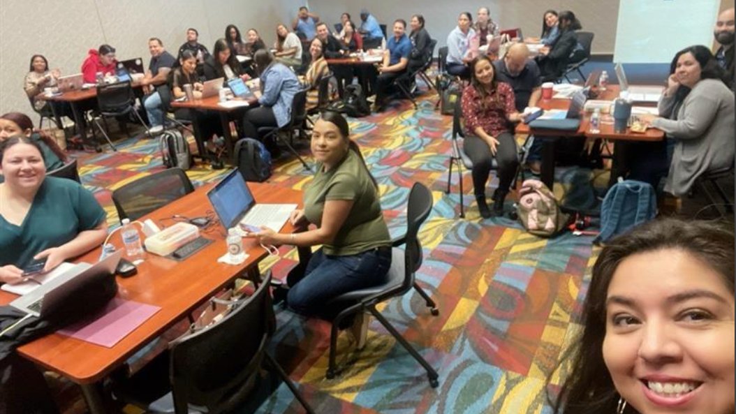 #ProjectPACE2024 Future Educators ready for this afternoon's PLN awesomeness!  with some of my #PersonalLearningFamily #PersonalLearningFamilia #myPLN - <a href="/NLTrevino5th/">Johana Resendez</a> <a href="/SOlivaresITS/">Sanjuanita Olivares</a>
<a href="/jamesvarlack/">James Varlack 👨🏾‍💻🔜2025 🏫 YR</a> <a href="/DKeyla7/">Dara K Cepeda</a>
#ProjectPaceMEPEdTech
<a href="/chirpmaggie/">𝑀𝒶𝑔𝒹𝒶𝓁𝑒𝓃𝒶 "𝑀𝒶𝑔𝑔𝒾𝑒" 𝒪𝒿𝑒𝒹𝒶</a> <a href="/ESC1MigrantEd/">Region One ESC MigrantEd</a> <a href="/gaviladz/">Graciela Avila</a>