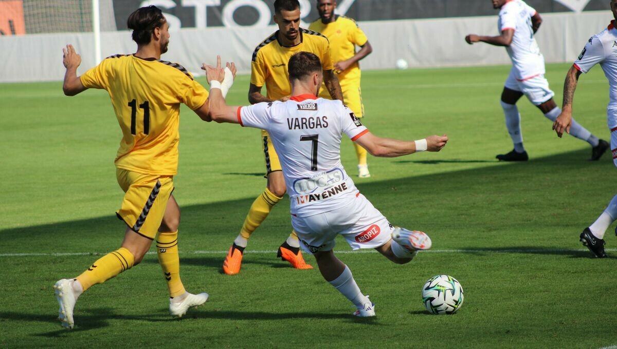 Le Stade Lavallois s'impose 3-2 face à l'US Orléans pour le cinquième et dernier match amical #Mayenne #FBsport 
➡️ l.francebleu.fr/zwFe