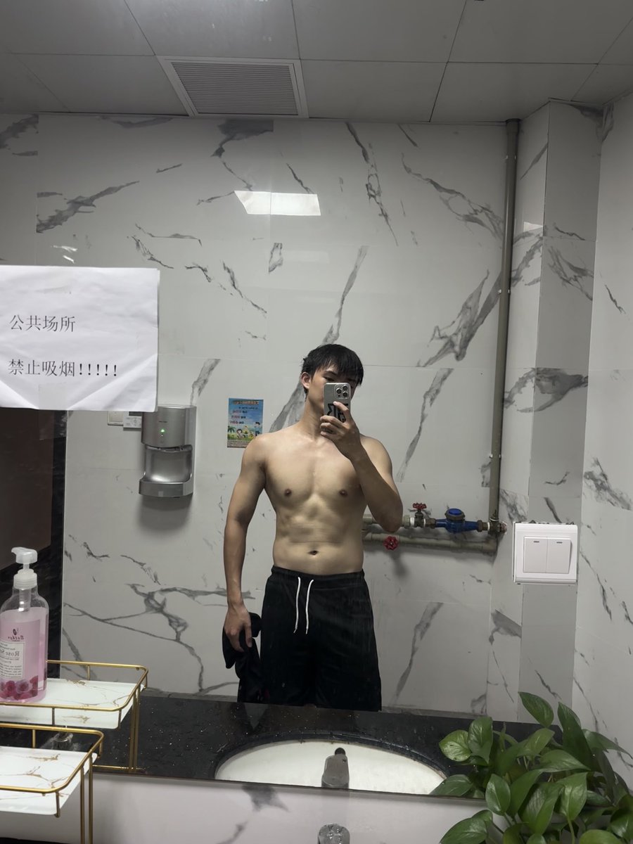 巨蟹的颜狗 tweet media