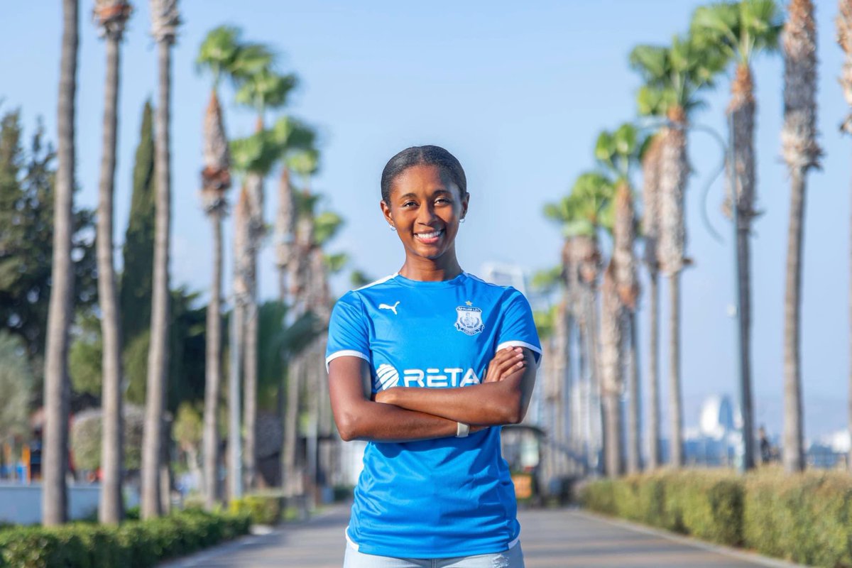 Chelsea is wearing blue in 2024/25 🔵⚪️