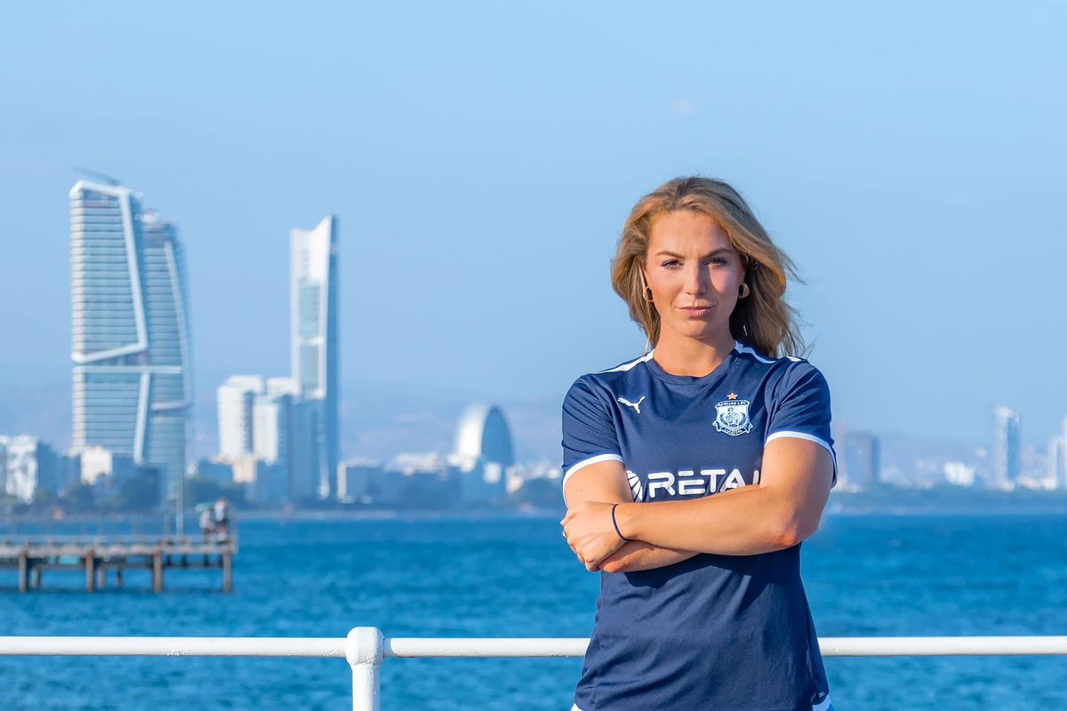 Welcome to Apollon Ladies Ally 🔵⚪️
#weareapollonladies