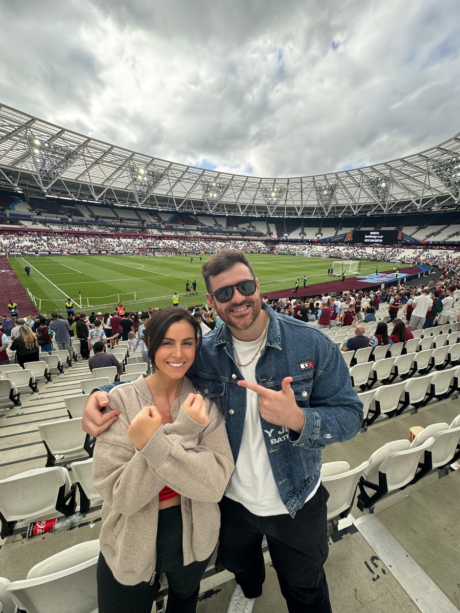 Football is back at the bowl ⚒️

#WHUFC
