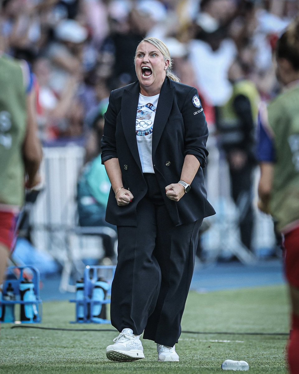 Emma Hayes guides the USA to gold in her first ever major tournament as women’s manager 🥇🇺🇸