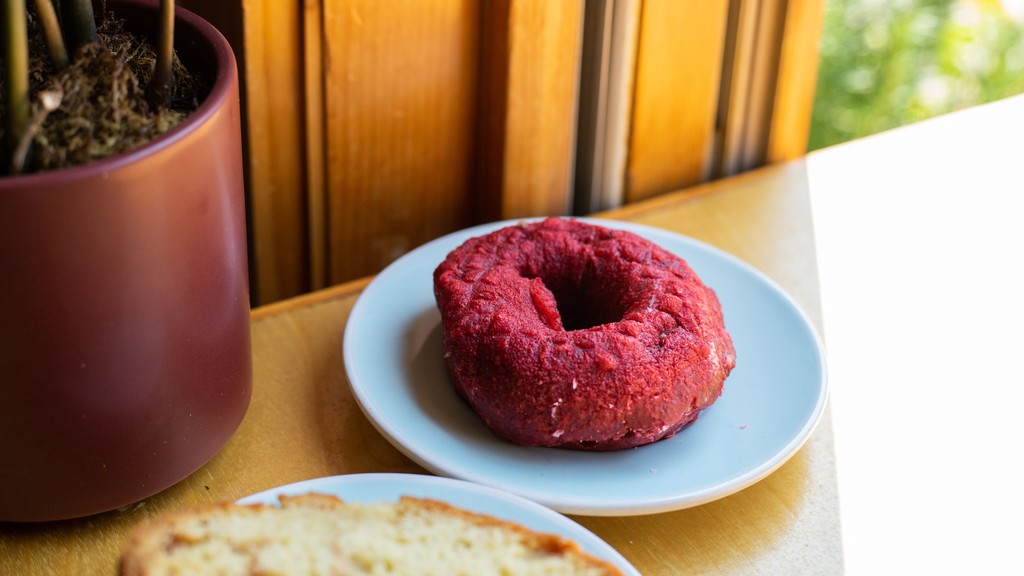 I have donuts in my veins! 

And coffee cake! 

#sustainability #sustainabilitymatters #togetherwecan #recycle #reducereuserecycle #compost #compostable #neighborhoodcoffeeshop #womanowned #logansquare #logansquarecoffeeshop #necessarycoffee #community #craft #specialtycoffee