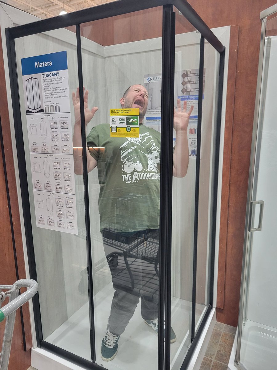 TheReplimat's tweet photo. Are you getting the Captain Pike tub or the agonizer shower? 🙂🖖 

T-shirt shout-out: @roddenberries ❤️ https://t.co/0vPzgMonkB