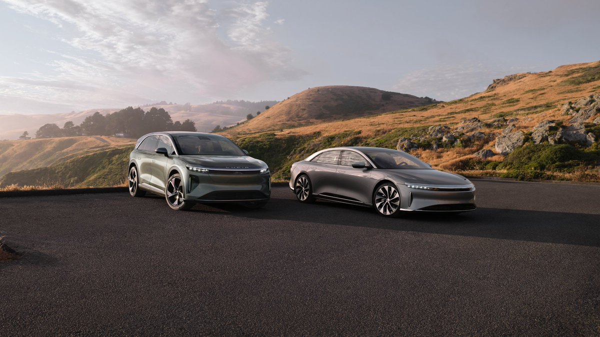 LucidMotors's tweet image. Santa Cruz. Yosemite. Tahoe. Mojave. Our interior themes draw inspiration from California’s iconic natural beauty. That’s why there’s no better place than Monterey Car Week in Northern California to pay homage to our origins and embrace the future of sustainable mobility. ​

AUG…
