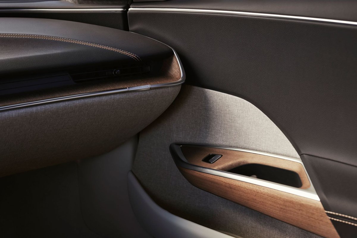 LucidMotors's tweet image. Santa Cruz. Yosemite. Tahoe. Mojave. Our interior themes draw inspiration from California’s iconic natural beauty. That’s why there’s no better place than Monterey Car Week in Northern California to pay homage to our origins and embrace the future of sustainable mobility. ​

AUG…