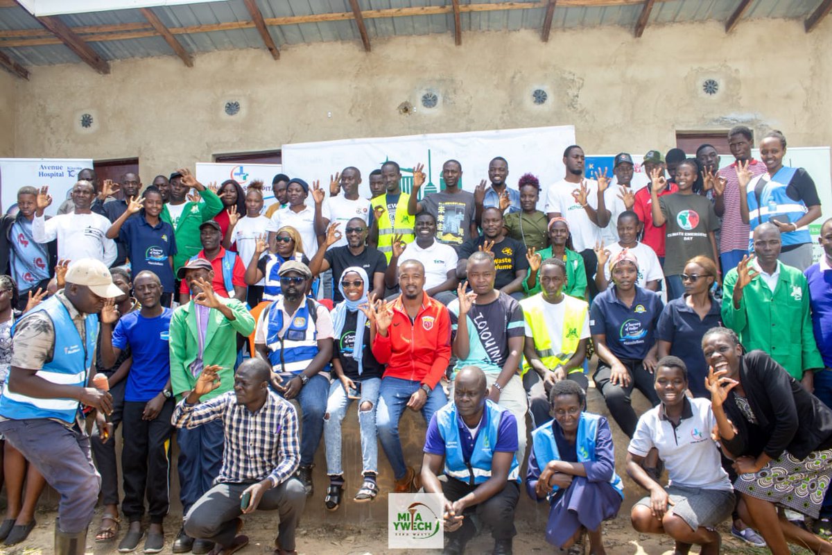 Miya Ywech (@mywech) on Twitter photo #GreeningKisumuInitiative
We marked the Greening Kisumu Initiative for the month of August at the MRF early today together with other Stakeholders. This was the climax after tree planting at Obwolo Primary school & Clean up activities at Mamboleo Market
<a href="/KisumuCountyKE/">Kisumu County</a> #GreeningKisumuInitiative
We marked the Greening Kisumu Initiative for the month of August at the MRF early today together with other Stakeholders. This was the climax after tree planting at Obwolo Primary school & Clean up activities at Mamboleo Market
<a href="/KisumuCountyKE/">Kisumu County</a>