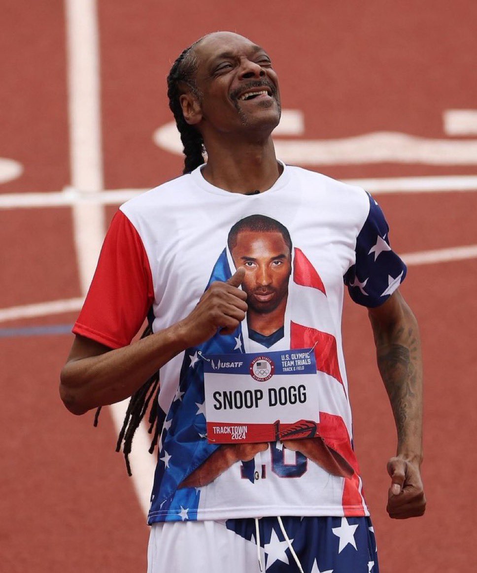TDNForever's tweet photo. This week in Hip Hop History!

If you’re anything like me, you’ve been glued to your tv watching the #ParisOlympics &amp; Uncle @SnoopDogg’s side quests. But, did you know 26 years ago, he dropped his third studio album Da Game Is to Be Sold, Not to Be Told?? https://t.co/JZQXySkWML