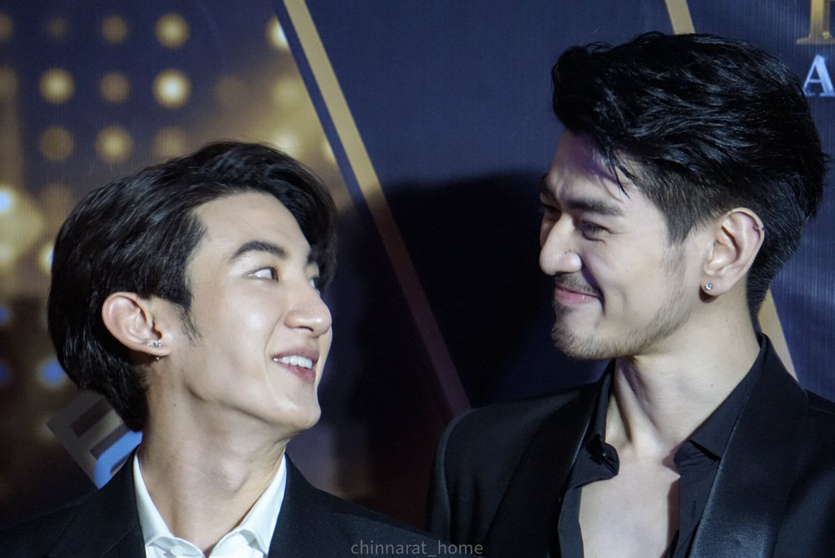 raraaw_jpg's tweet image. cryyy tibaaa tibaaa kangen Miketoptap akuuuu☹️☹️, sediiiiiii padahal sayangg bangetttt sama kaliannn. memang udahh gaa bisaa yaaa untuk kaliannn bareng bareng lagiiiii. bahagiaaa teruss yaa sayang sayang akuuuuuu🫶🏼
#miketoptap