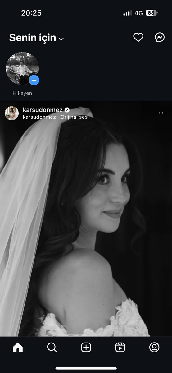 10 gündür instagram da <a href="/KarsuDonmez/">Karsu</a> var 😂😂😂