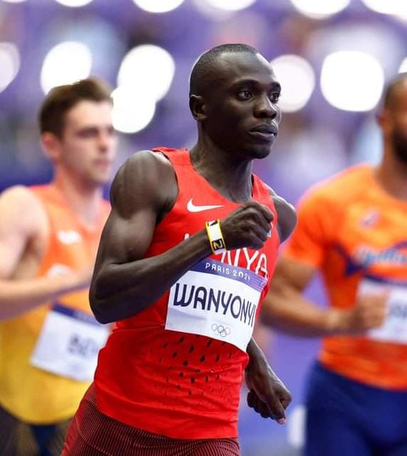 kipmurkomen's tweet photo. Congratulations, Emmanuel Wanyonyi, on bringing home the Olympic gold in the thrilling 800m race! This meticulous performance maintains the Kenyan stranglehold on the race over the decades. https://t.co/BUMRMdYH4m