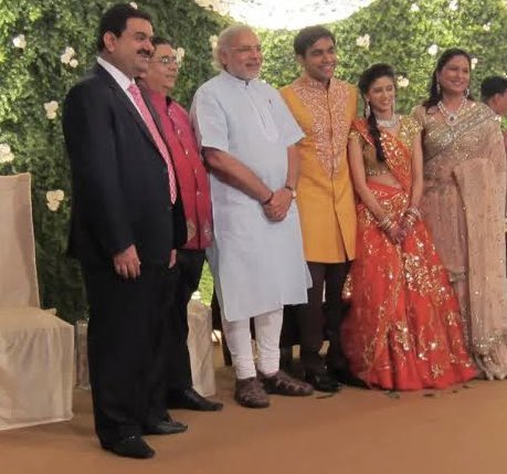 सेबी चेयरपर्सन की बेटी के साथ गौतम अडानी के बेटे की शादी संयोग है या फिर बिज़नेस प्रयोग।
#HindenbergReport