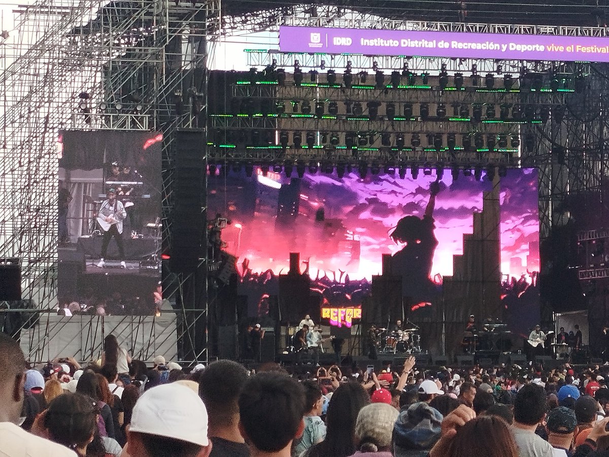 GioCasti's tweet photo. @bogotagospel 🙌🎉🥳 https://t.co/lxUDpC8y1h