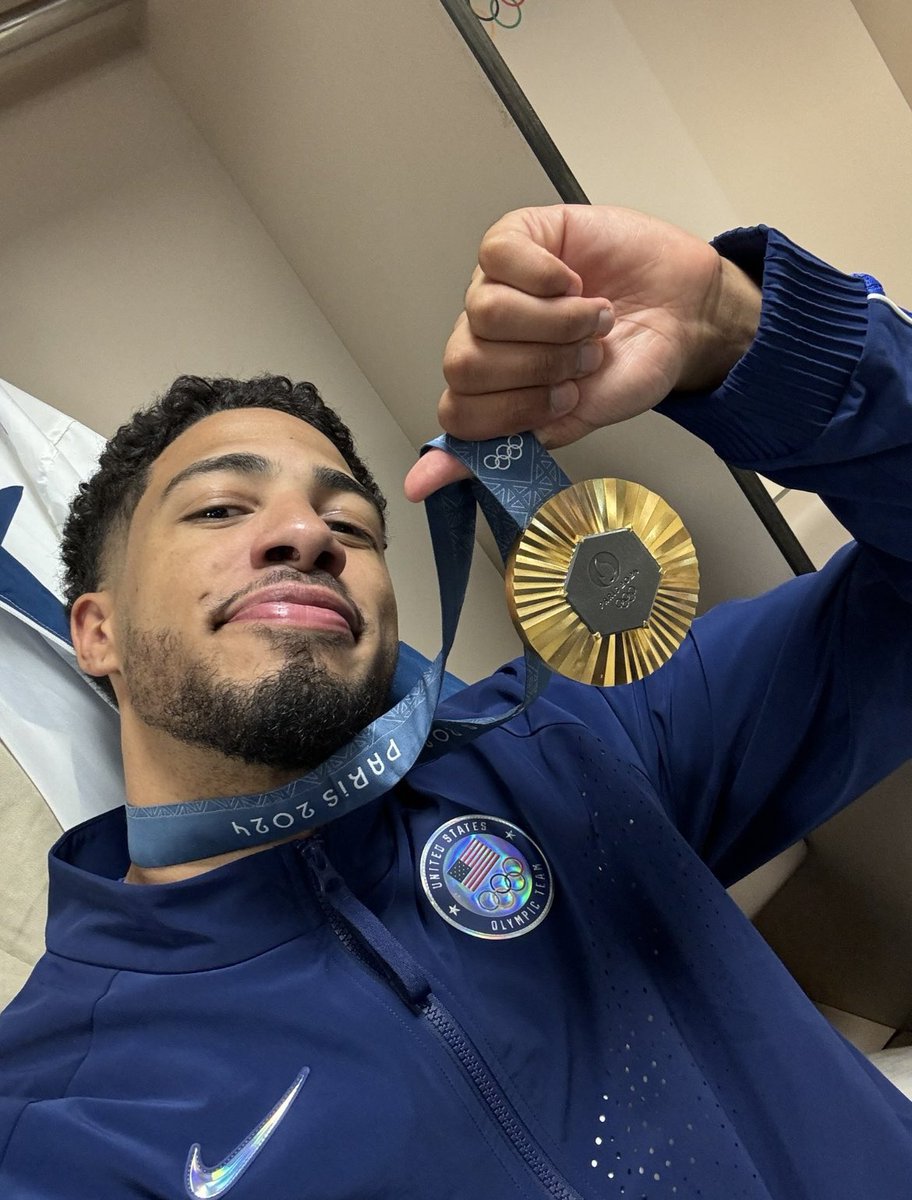 MerandetK's tweet photo. On a eu Adil Rami, ils ont Tyrese Haliburton https://t.co/eREYt2nYtq