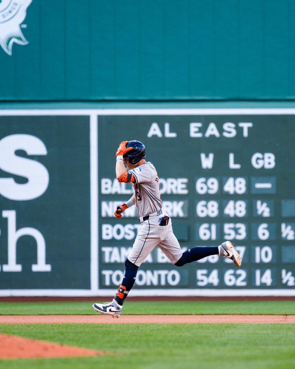 Houston Astros tweet media