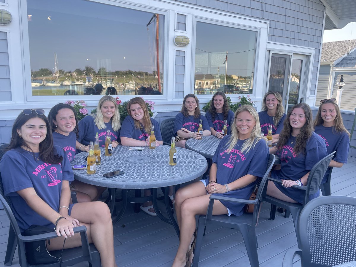 Kelly Rowan (@kellyrowan14) on Twitter photo 