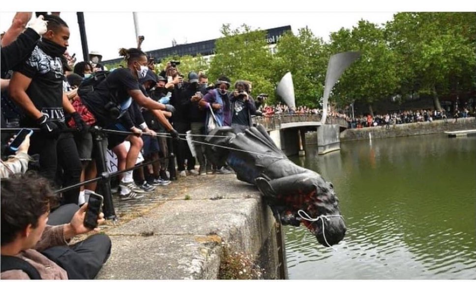When BLM activists toppled the Edward Colston's statue in Bristol, there was no riot police, nobody was fast tracked through the court, nobody was charged for being a 'curious observers'.

Afterwards, commentators discussed the underlying grievances. 

Two tier UK indeed.