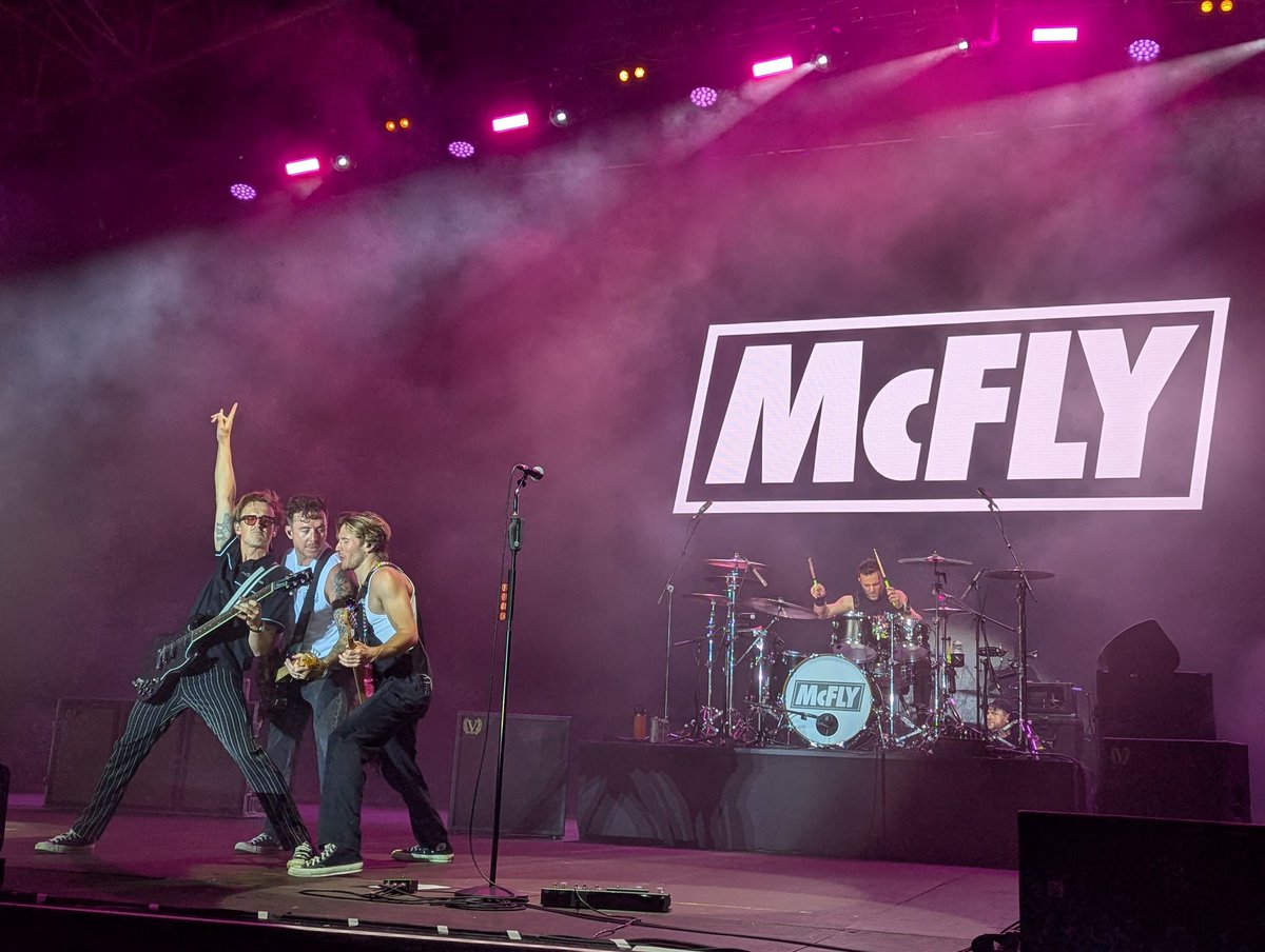 Another <a href="/mcflymusic/">mcfly</a> picture from tonight <a href="/ThePieceHall/">The Piece Hall</a> #halifax! <a href="/itsDannyJones/">Danny Jones</a> <a href="/mcflyharry/">Harry Judd</a> <a href="/TomFletcher/">Tom Fletcher</a> <a href="/DougiePoynter/">Dougie Poynter</a> #mcfly